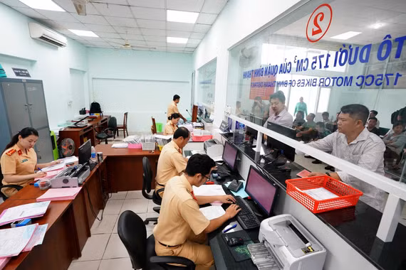 Việc số hóa dữ liệu đăng ký xe là nỗ lực của Bộ Công an trong việc giảm bớt thủ tục hành chính