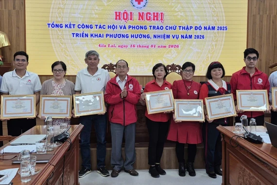 Hội nghị tổng kết công tác Hội và phong trào Chữ thập đỏ năm 2025, triển khai phương hướng năm 2026 hướng tới Đại hội đại biểu lần I của Hội Chữ thập đỏ tỉnh Gia Lai vào sáng 16-1.