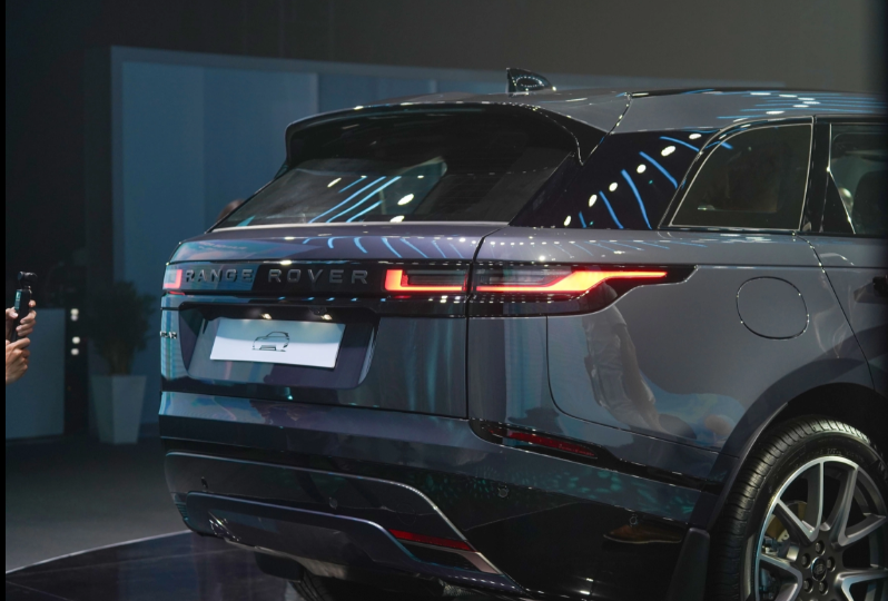 Đỉnh cao SUV hạng sang, dành cho người sành điệu. Ảnh: S.T 1572.png
