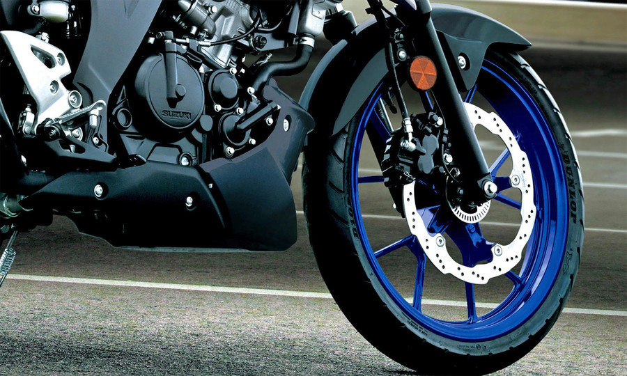 Lốp không săm Dunlop D102 kết hợp vành đúc 17 inch – tăng độ bám đường và ổn định. Ảnh: S.T suzuki-gsx-s125-2025-3-5594-17-5419-2823-1739333090.jpg