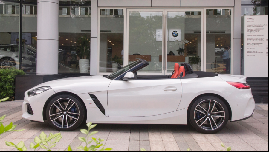 Hệ dẫn động cầu sau – cảm giác lái thể thao đúng chất BMW. Ảnh: S.T annotation-2025-07-03-091359.png