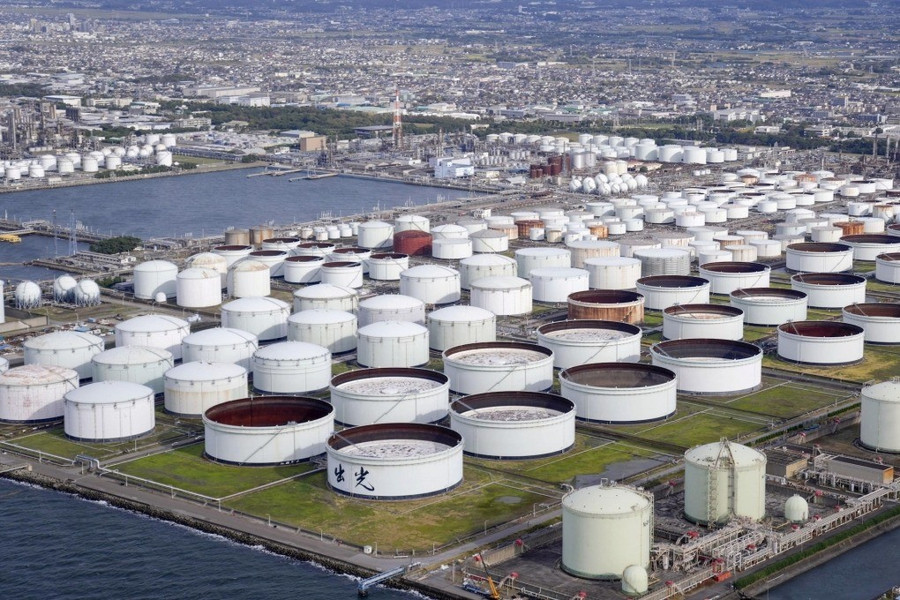 oil-japan-1773239727-5490-177323.jpg