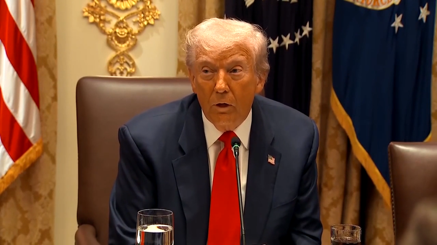 Tổng thống Mỹ Donald Trump phát biểu tại Nhà Trắng ngày 14-10. Ảnh: Reuters avatar-of-video-1119661.png