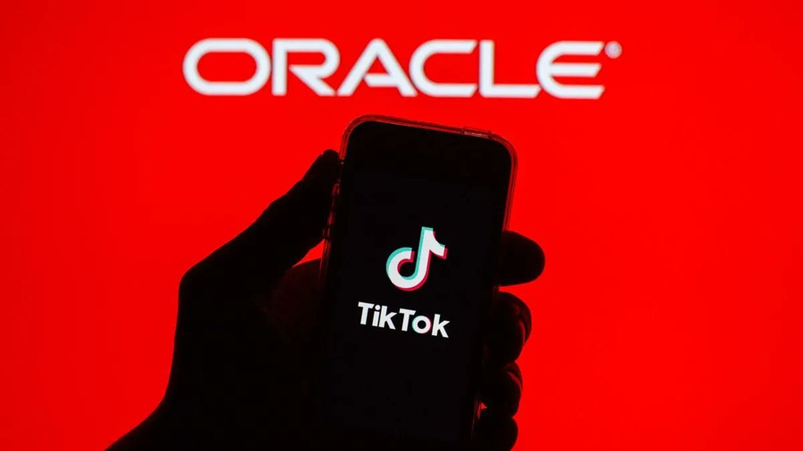 Oracle sẽ tiếp nhận và vận hành bản sao thuật toán của TikTok. Ảnh: internet g0-g2uqxwaa-wga.jpg
