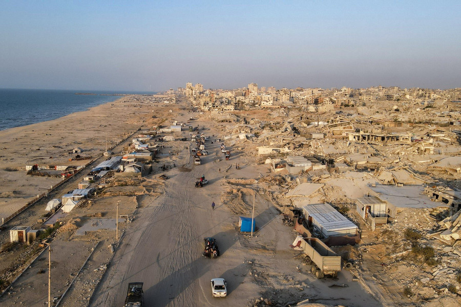 Dải Gaza bị tàn phá nặng nề sau 2 năm xung đột. Ảnh: AFP afp-20251023-79ub4zq-v2-high.jpg