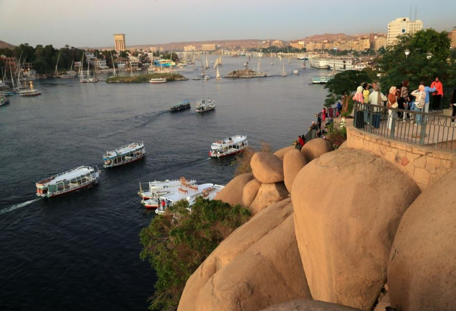 aswan.jpg