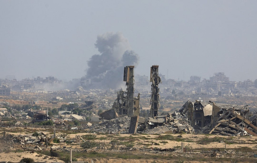 Quang cảnh hoang tàn tại Thành phố Gaza ngày 4-10-2025. Ảnh: Reuters lbtt4y7ywvmlfhrtq2rbqurvqe.jpg