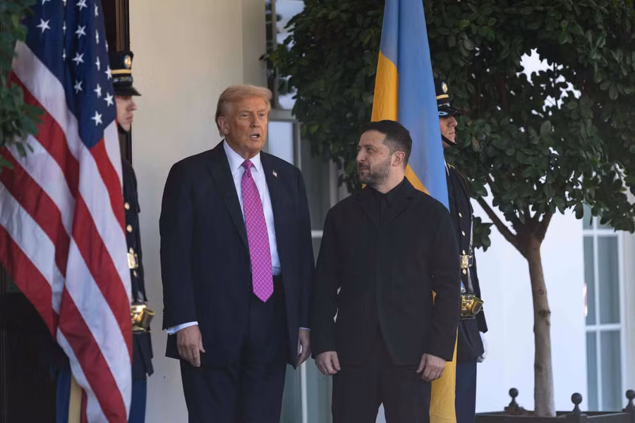 17int-trump-zelensky-setup1-jhbm.jpg