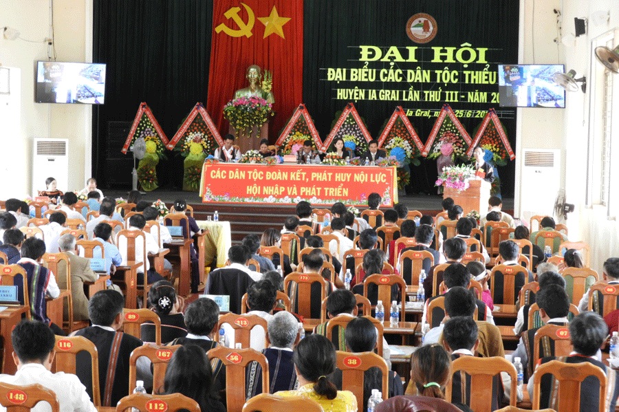 Thời gian tổ chức đại hội đối với cấp huyện không quá 1,5 ngày, hoàn thành trước ngày 30-6-2024; đối với cấp tỉnh tổ chức không quá 2 ngày, hoàn thành trước ngày 30-11-2024. Ảnh: Thanh Nhật Thời gian tổ chức đại hội đối với cấp huyện không quá 1,5 ngày, hoàn thành trước ngày 30-6-2024; đối với cấp tỉnh tổ chức không quá 2 ngày, hoàn thành trước ngày 30-11-2024. Ảnh: Thanh Nhật