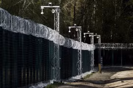 Tổng thống Putin lệnh lập vùng đệm, Phần Lan hoàn thành 35km hàng rào biên giới đầu tiên giáp Nga