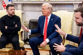 Kêu gọi Mỹ hỗ trợ thêm vũ khí, ông Trump nói ông Zelensky khơi mào xung đột