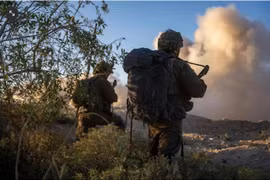 Hezbollah rút khỏi phía Nam, giao căn cứ cho quân đội Lebanon