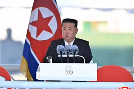 Triều Tiên tăng cường sản xuất xe tăng, hiện đại hóa quân đội