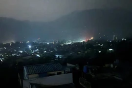 Nóng: Ấn Độ phóng tên lửa sang Pakistan