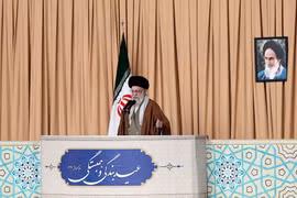 Iran không nao núng trước đe dọa ném bom từ Mỹ