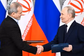 Nga ký kết với Iran hiệp ước đối tác chiến lược toàn diện có điều kiện