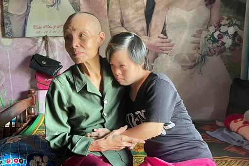 Cả nhà mắc bệnh nan y
