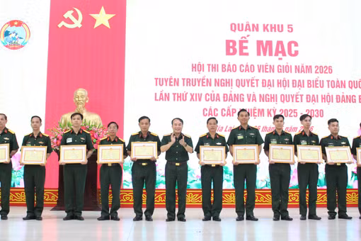 Đoàn Bộ Chỉ huy quân sự tỉnh Gia Lai đạt kết quả cao tại Hội thi Báo cáo viên giỏi cấp Quân khu. 