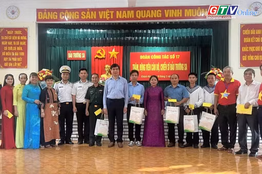 Điểm tin trưa: Đoàn đại biểu Gia Lai kết thúc chuyến thăm Trường Sa và Nhà giàn DK1