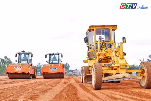 Toàn cảnh Gia Lai 24h: Giá trị thực hiện Dự án thành phần 3 cao tốc Quy Nhơn - Pleiku đạt trên 200 tỷ đồng