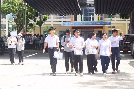 Kỳ thi tốt nghiệp THPT 2026: Thí sinh tự do nỗ lực bắt nhịp