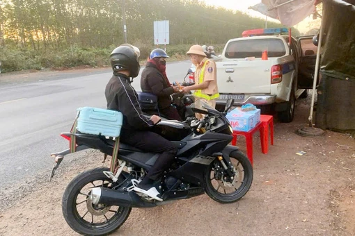 Bảo đảm an toàn giao thông trên quốc lộ dịp Tết