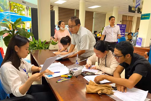 Khẩn trương chấn chỉnh công tác giải quyết thủ tục hành chính trong lĩnh vực đất đai.