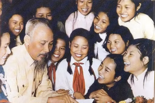 Chăm lo cho trẻ em chính là vun đắp cho tương lai của đất nước.