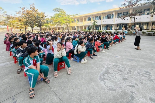 Trang bị kỹ năng sống để học sinh tự tin trưởng thành