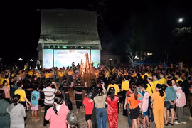 Hành trình về nguồn ý nghĩa và giàu cảm xúc