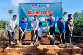 Khởi công xây dựng nhà nhân ái cho thiếu nhi ở xã Gào