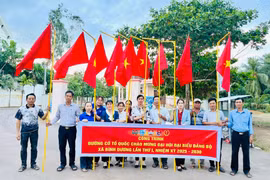 Rực rỡ “Đường cờ Tổ quốc”