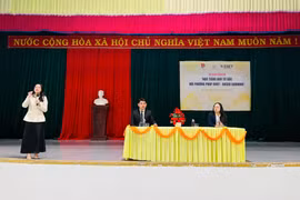 Học sinh Trường THPT Lê Lợi tiếp cận phương pháp học Root-based Learning