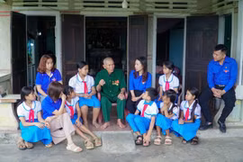 Sắc màu tình nguyện qua cuộc thi ảnh