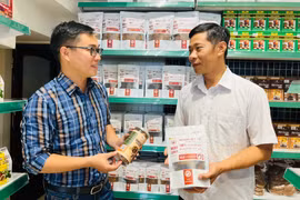 Khai trương cửa hàng trưng bày sản phẩm OCOP Gia Lai ở phường Quy Nhơn