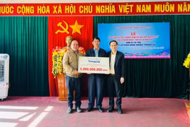  Gia Lai: Tiếp nhận 5 tỷ đồng tài trợ “chương trình xóa nhà tạm, nhà dột nát” và Quỹ “Vì người nghèo” 