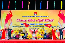 Chương trình nghệ thuật chào mừng thành công Đại hội đại biểu Đảng bộ UBND tỉnh Gia Lai lần thứ I