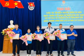 Tỉnh Đoàn Gia Lai trao giải Cuộc thi tìm hiểu truyền thống 80 năm Ngày thành lập QĐND Việt Nam