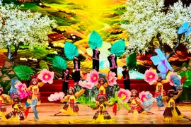  Trường Tiểu học Trần Hưng Đạo tổ chức hội thi văn nghệ chào mừng Ngày thành lập Đoàn TNCS Hồ Chí Minh