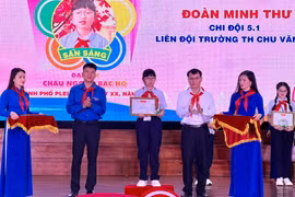 Tuyên dương 100 đội viên có thành tích xuất sắc trong công tác Đội và phong trào thiếu nhi TP. Pleiku