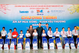  “Ấm áp mùa đông-Xuân yêu thương” tại xã Ia Lâu