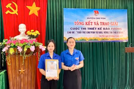 Thi thiết kế báo tường mừng ngày thành lập Đoàn TNCS Hồ Chí Minh