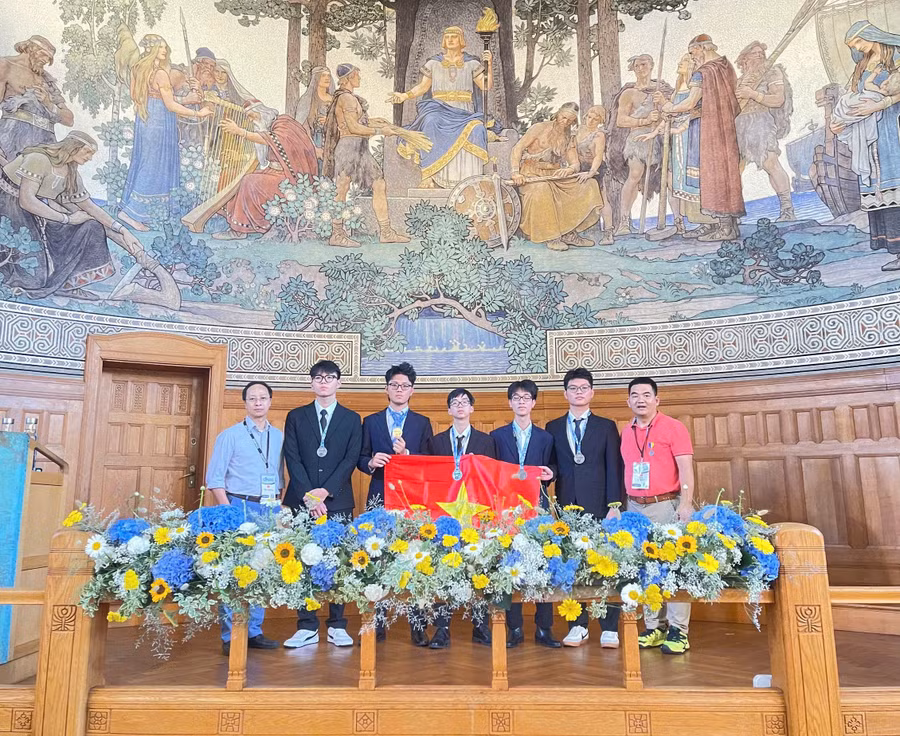 nguyen-vu-manh-khang-gianh-huy-chuong-bac.jpg
