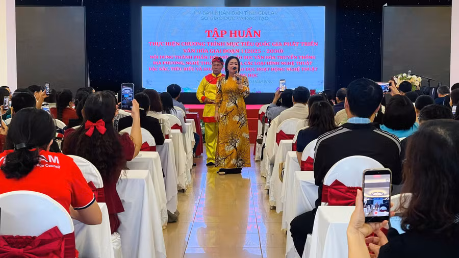 tap-huan-thuc-hien-chuong-trinh-muc-tieu-quoc-gia2.jpg