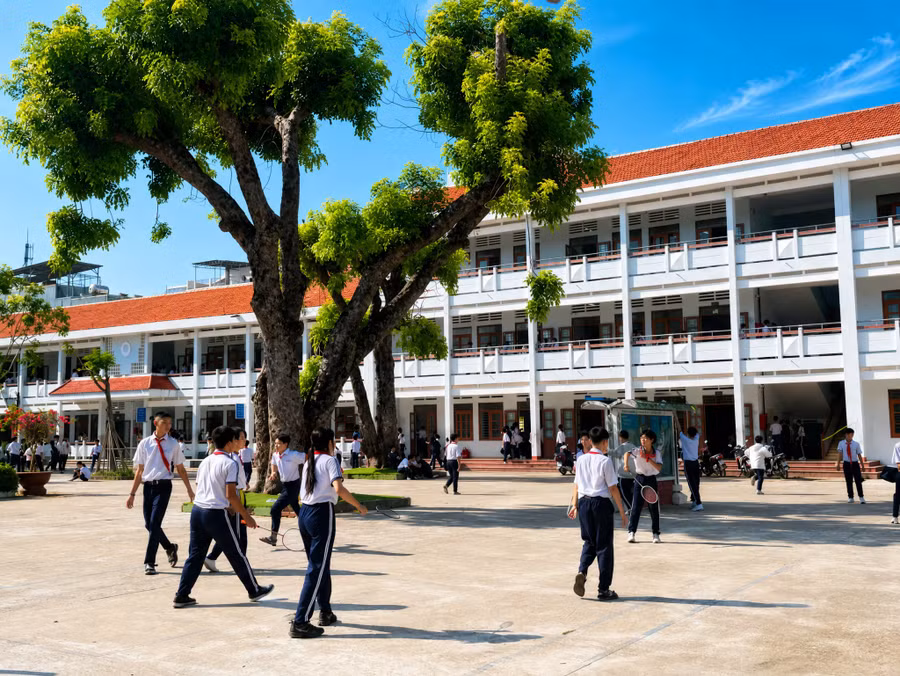 quy-nhon-nam-thong-tin-ket-qua-ra-soat-nhan-su-truong-hoc.jpg