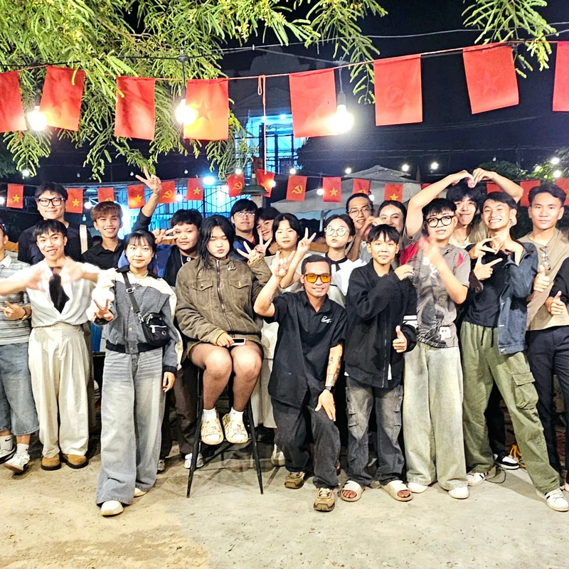 Giai điệu trẻ ngân vang giữa lòng phố núi