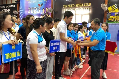 Gần 170 vận động viên Công đoàn các cơ quan Đảng tỉnh hội thi trò chơi dân gian