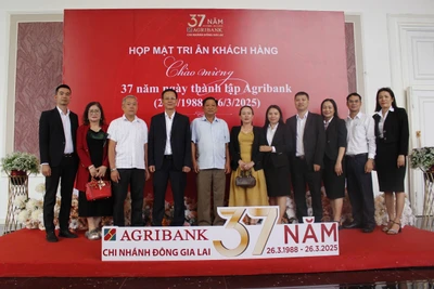 Họp mặt tri ân khách hàng nhân kỷ niệm 37 năm thành lập Agribank 