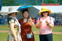 Hòa mình cùng Lễ hội Hoa dã quỳ-Núi lửa Chư Đang Ya