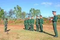Binh chủng Công binh kiểm tra Đội rà phá bom mìn của Xí nghiệp Khảo sát thiết kế